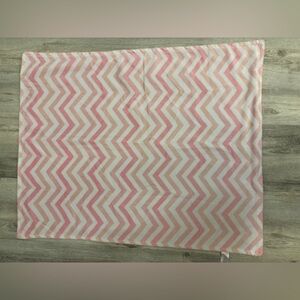 Pink and White Blanket by Ning